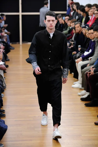 Look 7